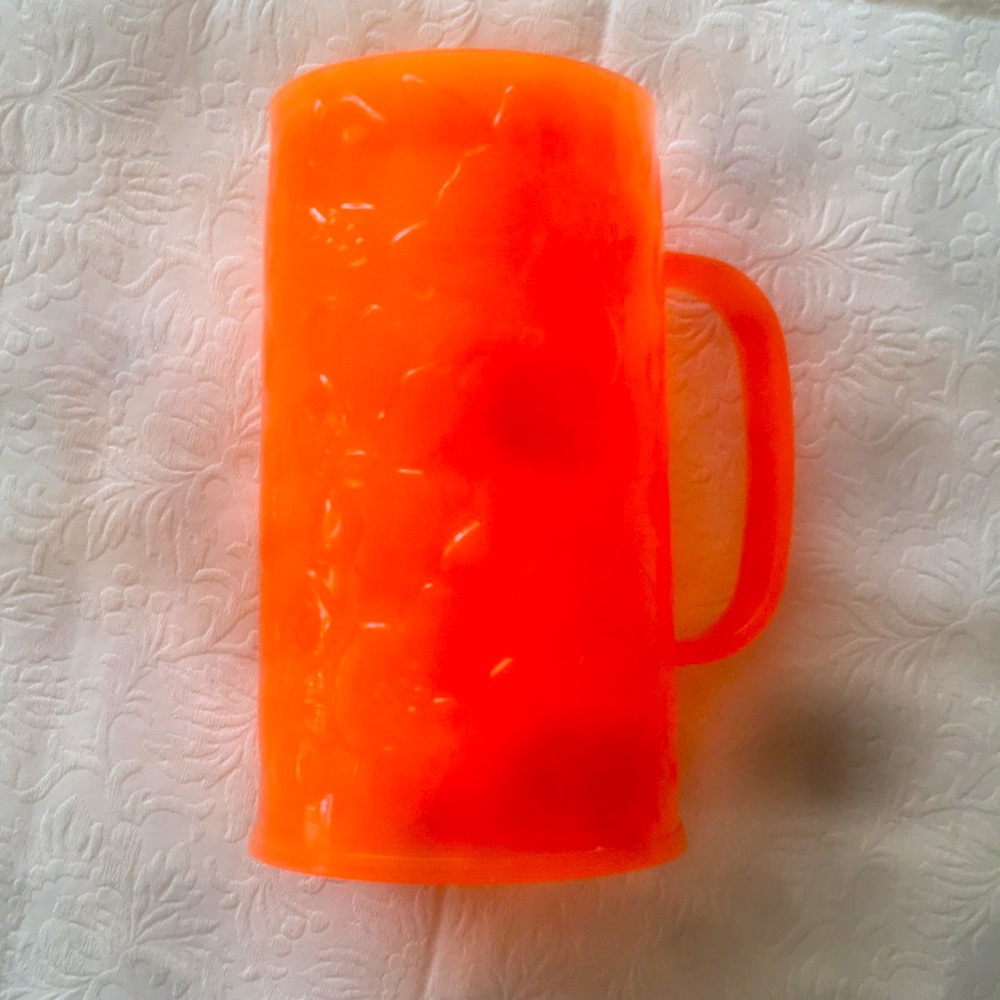 🔥2/$20🔥Double Wall Gel Freezer Orange Mug 
Flower Design - Picture 4 of 7